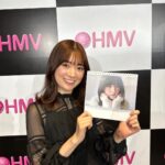 Mio Yuki Instagram - 今日カレンダーイベントにきてくださったみなさんありがとうございました！！ カレンダーイベントが久々だったのでちゃんとお話しできるか不安もありましたが、みなさん優しくたくさん話しかけてくださって嬉しかったです😭❤️ みなさんの顔を見て目を見てお話しできるのがこんなに幸せなことなんだなと改めて実感しました！ 久々でたどたどしい所があったかもしれませんが、次の23日はもっと楽しんでいただけるように頑張ります！ 今日は本当にありがとうございました！ お手紙もプレゼントも大切に使わせていただきます🙈 23日またお会いできるのを楽しみにしています！