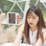 Miori Ohkubo Instagram - ไม่ได้เจอนานเลยค่า~ ตามปกติแล้ว อยู่บ้านเกือบทุกวัน และใช้เวลาดูหนังด้วยนอนอยู่บนโซฟา ด้วยผมยุ่งๆ และไม่แต่งหน้าค่า 555 มิโอริไม่ได้บอกใน Instagram แต่รับวัคซีน (AstraZeneca) เมื่อวันที่ 10 มิถุนายน วันนั้นไข้ค่อยๆเพิ่มขึ้น(max38.3) เลยไปโรงพยาบาลประมาณตี 1:30 ฉีดยาและกลับบ้านพร้อมกับยาประมาณตี 4 หลังจากนั้น รู้สึกดีขึ้นและแย่ลง แต่ตอนนี้ก็รู้สึกดีแล้วค่ะ 🙌 แต่ส่วนที่ได้รับวัคซีนก็ยังเจ็บอยู่นิดหน่อยค่ะ จะพูดละเอียดอีกครั้งในInstagram ในอาทิตย์นี้ หรือ อาทิตย์หน้านะคะ (แต่พูดภาษาญี่ปุ่นเป็นส่วนใหญ่ค่ะ)☺️ Long time no see As usual, I stay at home almost every day, and I spend my time watching movies while lying on the sofa, with messy hair and no make-up haha I didn't tell it on Instagram, but I took the vaccine (AstraZeneca) on June 10th. The fever gradually increased that day(max 38.3), and I went to the hospital around 1:30 am, got an injection, and went home with my medicine around 4 am. After that, I felt better and worse, but I finally feel good now 🙌 But still the part where I got the vaccine hurts a little. I'm planning to talk mainly Japanese in detail again this week or next week on Instagram☺️ お久しぶりです 相変わらずほぼ毎日お家にいて、メイクもしないし髪もボサボサなまま、ソファーで寝転びながら映画を見てすごしてます笑 インスタでは報告してなかったけど、6月10日にワクチン(アストラゼネカ)摂取してきました。その日は徐々に熱が上がって(max 38.3)、夜中1時頃に病院に行って、注射をしてもらい、薬を持って4時頃家に帰りました。その後も体調が良くなったり悪くなったりしましたが、やっと落ち着きました🙌今の症状としては、いまだにワクチンを打ったところが少し痛むぐらいです。詳しい話をまた今週もしくは来週ぐらいに、インスタライブで日本語中心で話をしようと思ってます☺️ #BNK48 #MioriBNK48 #大久保美織 #Miichan #アストラゼネカ #AstraZeneca #バンコク