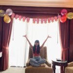 Miori Ohkubo Instagram - Happy 23rd birthday to me 💕 ขอบคุณทุกคนสำหรับคำอวยพรวันเกิดนะคะ~🙌 อายุ 23 ก็จะทำงานเยอะๆค่า~💪 Thank you everyone for the birthday wishes~🙌 I will work a lot in my 23rd year too~💪 お祝い、そして応援のメッセージありがとう〜🙌 23歳もいっぱいお仕事するぞ〜💪 #BNK48 #MioriBNK48 #大久保美織 #Miichan
