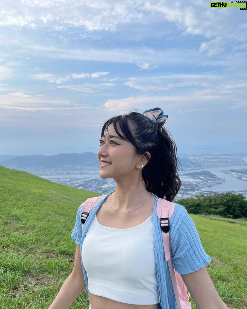 Miori Ohkubo Instagram - 🏔🚡 Believers🤙 #BNK48 #MioriBNK48 #大久保美織 #Miichan #KITAKYUSHUCITY #เมืองคิตะคิวชู #MountSarakura #ภูเขาซารากุระ Kitakyushu, Japan