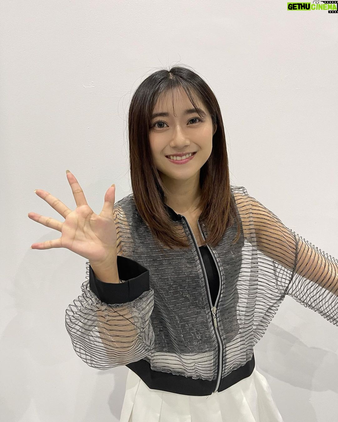 Miori Ohkubo Instagram - ขอบคุณสำหรับงาน hi touch วันนี้นะคะ~ วันนี้สนุกมากๆ! ดีใจที่ได้เจอกันวันนี้ค่า🤗 Thanks for today’s hi touch event~ I really enjoyed it! I’m so happy to see you guys today🤗 今日のハイタッチ会ありがとうございました〜 とっても楽しかったです!今日はみんなに会えて嬉しかった〜🤗 #BNK48 #MioriBNK48 #大久保美織 #Miichan