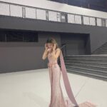 Miori Ohkubo Instagram - 2shot Day1 ชุดไทยแต่งงาน~~~ น่ารักมาก สวยมาก💕 Thai wedding dress It’s so pretty and beautiful 💕 タイのウェディングドレス めちゃめちゃ可愛くて綺麗なドレス💕 #BNK48 #MioriBNK48 #大久保美織 #Miichan #ชุดไทยแต่งงาน