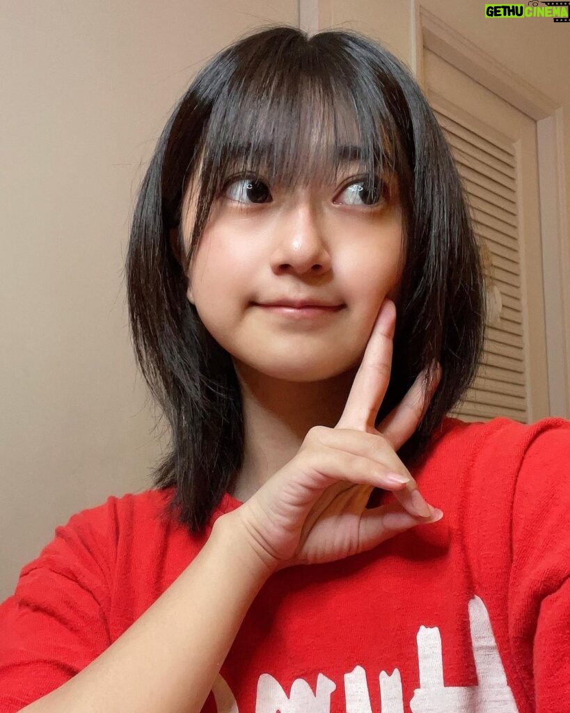 Miori Ohkubo Instagram - Yes✌ I got my hair cut 💇‍♀🥺 #BNK48 #MioriBNK48 #大久保美織 #Miichan