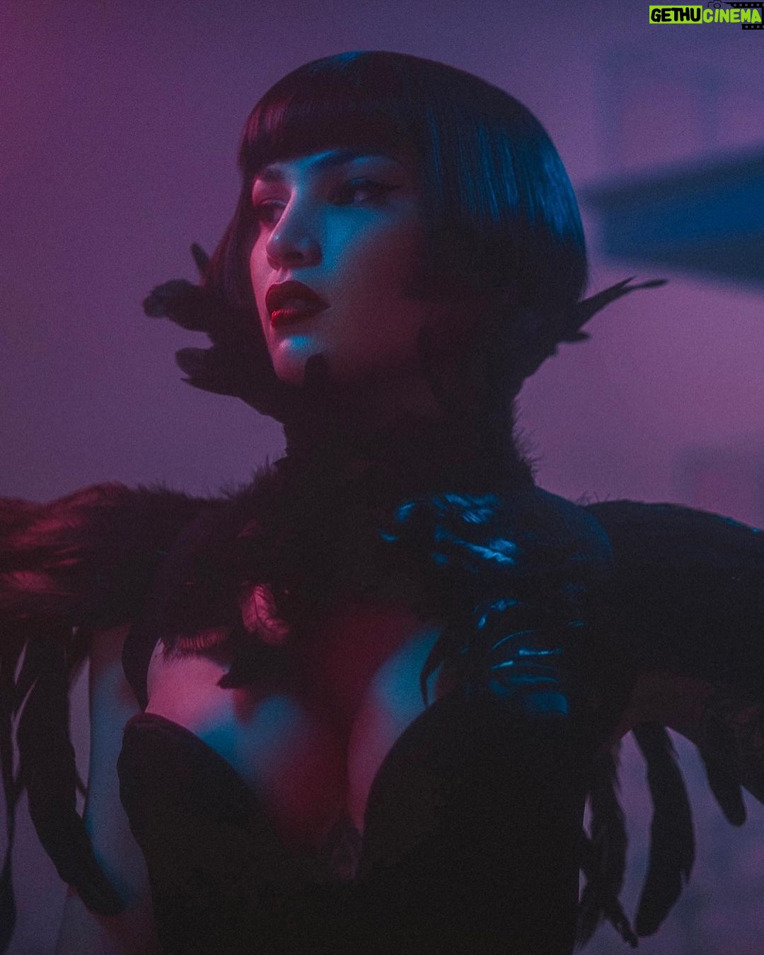 Miriam Veil Instagram - Living my neon fantasy with @jakehicksphotography 💙 London, United Kingdom