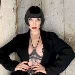Miriam Veil Instagram - Thank you @rosenoir.theatre for letting me be part of your shows in Toulouse 🇫🇷 See you next in Bordeaux on January 28, don’t miss it💋 Wearing archive @babyturnsblue_paris 🖤 Toulouse, France