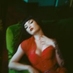 Miriam Veil Instagram - Old time favourites with @jamie_noise ✨ #filmphotography #retroglam #corsetry #miriamveil #jamienoise London, United Kingdom