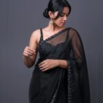 Mirnalini Ravi Instagram - Coz BLACK FRIDAY 🖤