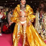 Miss Abby OMG Instagram - Dragcon day 1🏋🏽‍♀️👑 Pic: @stunnin.mag @cyrieljacobs ExCeL London