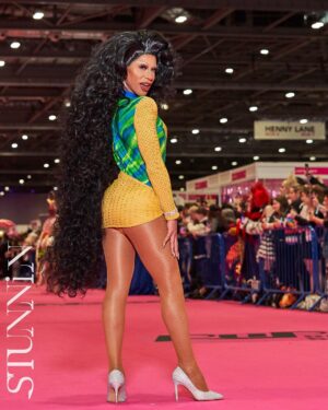 Miss Abby OMG Instagram - Brazilian HAIR!!!🇧🇷💚💛💙🤍
@rupaulsdragcon thank you for having me and my brazilian sisters!!! We had the time of our life! Thank you all the fans that showed up to our booth @brazilianroyaltea !!! 🙏🏽🥺
Stunnin pic: @stunnin.mag @cyrieljacobs 
Hair: @pjmhair.nl 
Outfit: @the_drag_room 
Makeup: @nyxcosmetics_benelux @fentybeauty 
#brazilianroyaltea #missabbyomg #hair #brazilian #dutch #queen #dragqueen #pinkrunway #dragconuk