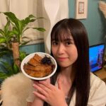 Miyu Kitamuki Instagram - 昨日、土用の丑の日で鰻食べました〜🫶 夏バテ対策☀️ 姉と母曰く、私の鰻は2人のよりもちょっといい鰻を残しておいてくれたらしい🥹 まだまだ夏はこれからだ〜い🐬