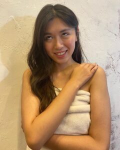 Miyu Kitamuki Instagram - 発売中のFlash2/28、掲載していただいております！ 2/14発売号掲載からの今週もだなんて、、 ありがたいです🙇‍♀️ 皆様是非チェックしてみてくださいね🧡 3枚目白目オフショット😂