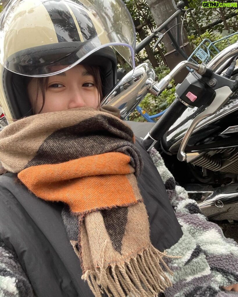 Miyu Kitamuki Instagram - 鼻真っ赤にしながらの冬ラーツー最高だった〜 久しぶりにバイク乗ったら寒さとプチ懐かしさと嬉しさで涙出て顔凍りそうだったワッ らーめん味噌一