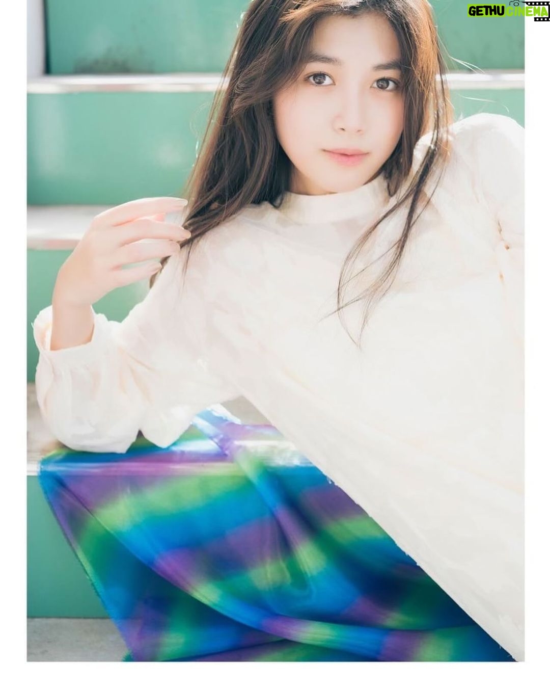 Miyu Kitamuki - 2.5K Likes - 【お知らせ】
本日よりデジタル写真集「ダッピ²」
がリリースされました。
3rd写真集「ダッピ」での未公開カットがふんだんに収められたものになります!
まだまだ皆さんに見ていただきたい写真がたくさんあったので、是非是非!こちらもチェックしていただけると嬉しいです!!
そして、チェキプレゼントのキャンペーンが本日10/11(水)〜10/24(火)まで実施されています!
ストーリーのURLからそちらもチェックをお願いします!🎃
ちなみに「ダッピ²」(ダッピのにじょう)と読みます👏