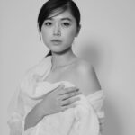 Miyu Kitamuki Instagram - モノクロてオモシロ harmake: @rossetto_chiba_tomoko camera: @lillyrie #作品撮り