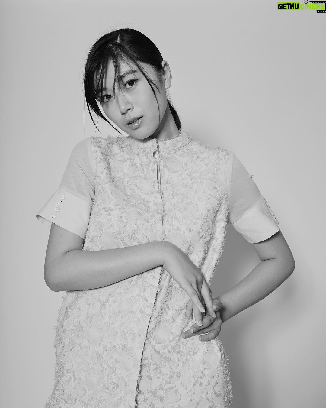 Miyu Kitamuki Instagram - ⚪️⚫️ harmake: @rossetto_chiba_tomoko camera: @lillyrie #作品撮り