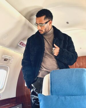 Mohamed Ramadan Instagram - 🇸🇦🛩️🇹🇷 From Riyadh To Istanbul 
🎥7️⃣🔥 ثقة في الله نجاح