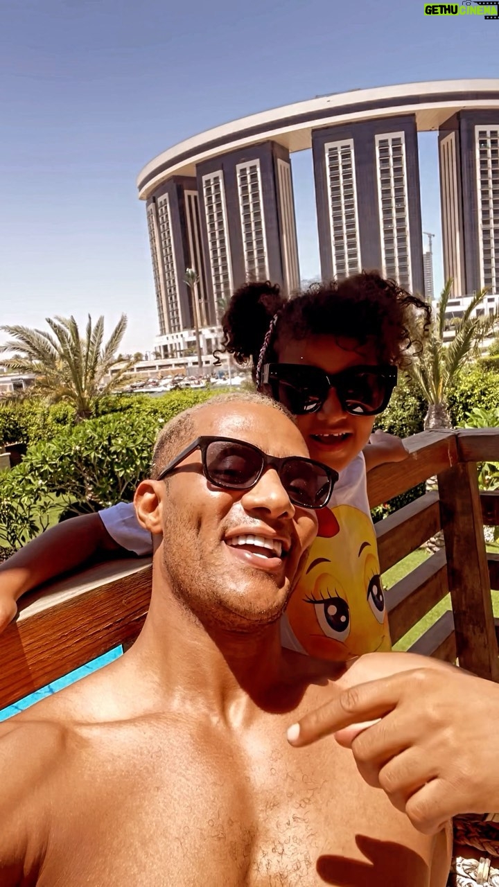 Mohamed Ramadan Instagram - بتقولي دي أكتر حتة حبيتها مصحصح دايماً رايق و مصحصح صاحي مش بنام
