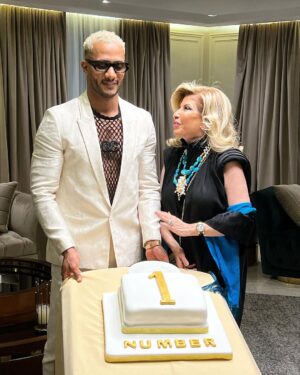 Mohamed Ramadan Instagram - 🇪🇬🥇 من ليالي القاهرة الساهرة 
جائزة افضل ممثل عربي من مهرجان الفضائيات العربية عن شخصية #جعفر_العمدة
ثقة في الله نجاح