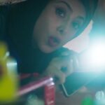 Mohammad Shayesteh Instagram - 🎥 من مسی هم فالو کردم ، جنیفر لوپز هم فالو کردم، همین «نظر» خودمون ...! . . در شب های زمستان به تماشای کمدی «زیر نظر» بنشینید . . رضا عطاران ، امیر جعفری، مهران احمدی، سروش جمیشید و آزاده صمدی . کارگردان : مجید صالحی تهیه کننده: محمد شایسته . . خرید بلیت هم اکنون از سایت سینماتیکت . . @zirenazarmovie