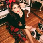 Molly Tarlov Instagram - FALL IS HERE Y'ALL🍁 I can tell by my @fabfitfun fall box! I am so stoked to be a #fabfitfunpartner 💯 Look at this lip-it's the TrèstiQue Matte Color & Shiny Balm Lip Crayon w a magnetic top & the cutest Private Party gym bag 💪🏼 & omg there's this Apple Cider Vinegar hair rinse that I'm SO EXCITED to try so I don't have to use shampoo or conditioner ever again 🤷🏻‍♀️ Use the code MOLLY @ www.fabfitfun.com for $10 off if you want to send yourself a bunch of dope gifts for an insane price (39.99) 🎲 I am legit obsessed & haven't stopped talking about it since I got it 😂 #fabfitfun