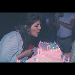 Molly Tarlov Instagram - My birthday's tomorrow but I don't have to freak out cause I already dressed up like a '60s Hollywood Starlet who's hooked on pills #valleyofthemolls Also I got a unicorn piñata 🦄 (photos by the incomparable @darrenfuckingcraig)