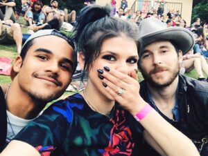 Molly Tarlov Instagram - ✨I was busy thinkin bout boys✨