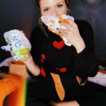 Molly Tarlov Instagram - Just had Taco Bell as 2nd meal instead of 4th meal (aka in daylight and actually can taste what I’m eating) for the first time and my life is forever changed. Please tell me what to order—so far cheesy gordita crunch is La Reina 👑