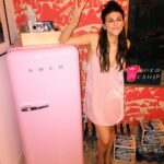 Molly Tarlov Instagram - When you n your best friend show up to the party in the same outfit. How embarrassing 🙄