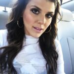 Molly Tarlov Instagram - Why do I always have my head in the clouds? Well, it's so much better than having it anywhere else ☁️