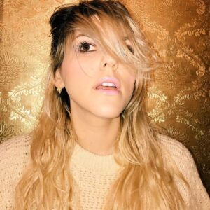 Molly Tarlov Instagram - Oy