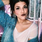 Molly Tarlov Instagram - I’m thinking brown for summer. WHO’S WITH ME? This lipstick was like $6 and I love it. I haven’t bought any Kylie in so long and I will continue to not MARK MY WORDS!!!