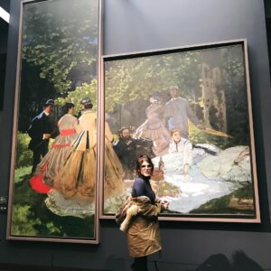 Molly Tarlov Instagram - She’s a full-on Monet. From far away, it’s OK, but up close, it’s a big old mess.