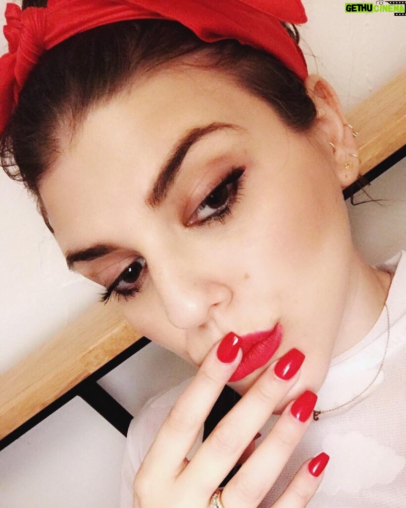 Molly Tarlov Instagram - Clearly tryna open my root chakra lately 💄🌹🍒🎈❤📌📍🛑