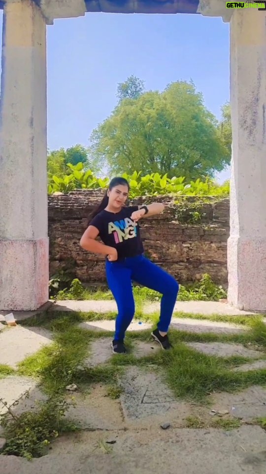 Monisha Vijay Instagram - Let's go on the bullet-u🔥 . . #bullet #bulletsong #bulletreels #reelitfeelit #reels #reelsinstagram #reelsvideo #reelsındia #trendingreels #trending #trendingsongs #rapo #rampothineni #krithishetty #bulletsongtelugu #fashion #instagood #instafashion #instareels #warrior
