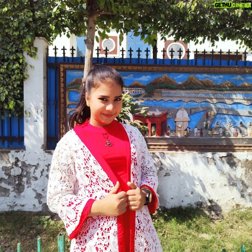 Monisha Vijay Instagram - Delhi❤️ PM office, India Gate, Qutub minar, Tamilnadu house. . . #pmoindia #pmo #indiagate #india #indiagatedelhi #qutubminar #qutub #tamilnadu #tamilnaduhouse #newdelhi #delhi #newdelhiindia #delhigram #instadelhi #instaindia #capitalofindia #capital #tour #journey #travel #tourist #instagood #instamoment #instapost