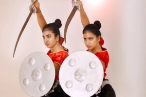 Monisha Vijay Instagram - Sisters in battle with the oldest martial art⚔️
.
.
#kalaripayattu #katara
#katar #kalari
#kalaripayattumartialarts #kalaripayyatu #kalarippayattu #sword #sheild #swordfight #martialarts #martialartist #martialartphotography #martialartstraining #superwoman #supergirl #selfdefense #fight #supersisters #selfdefenseforwomen #selfdefensetraining #ethirneechal #ethirneechalserial #suntv #photooftheday #silambam #velu #kick