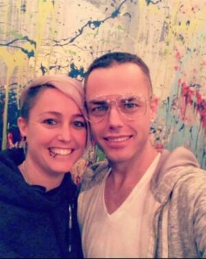Morgan McMichaels Instagram - HAPPY BIRTHDAY TO MY WEE SISTER Fee White !!! I wish I was with you to celebrate 40 with you !!! Love and miss you terribly and hope your day is fantastic!!