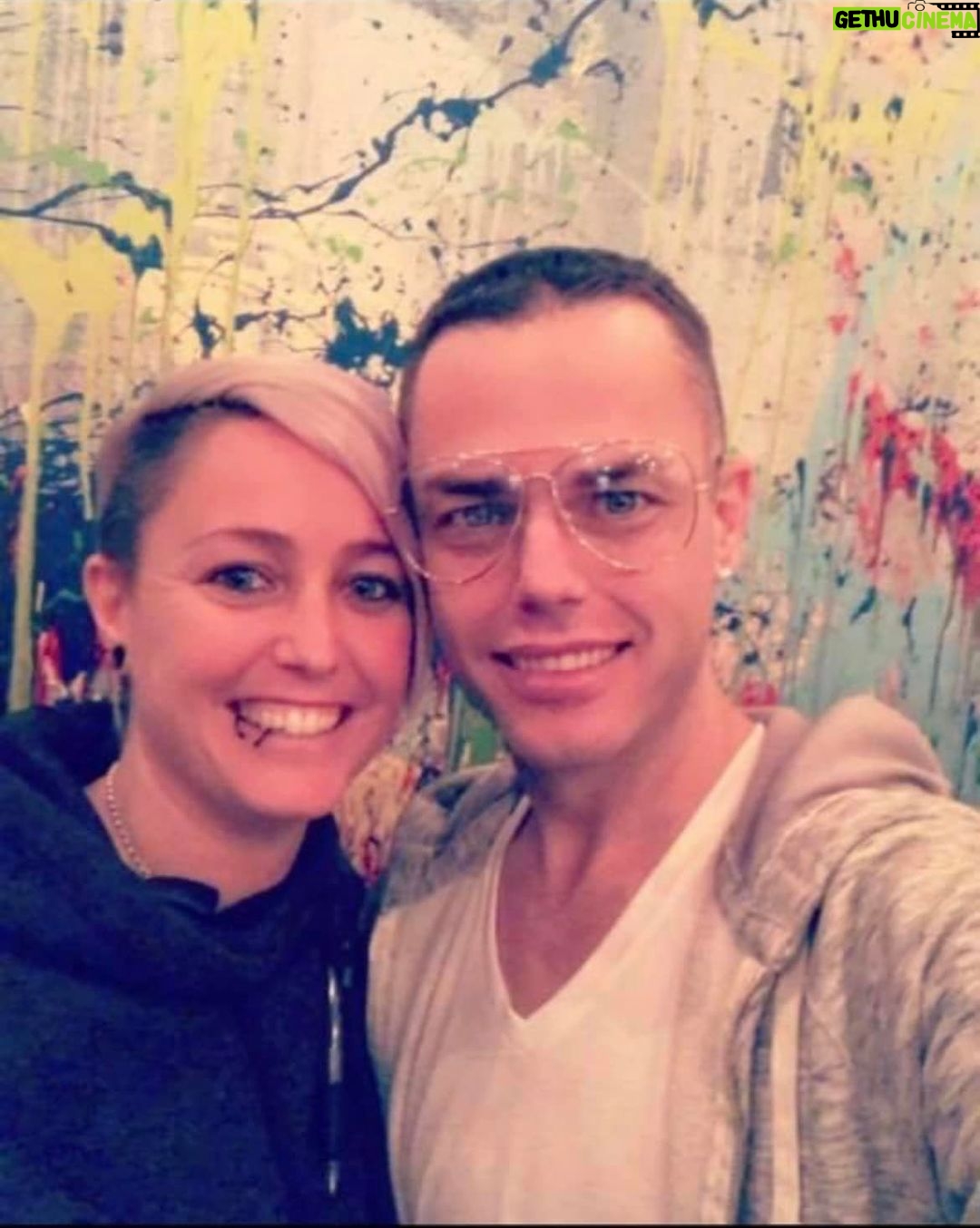 Morgan McMichaels - 1.8K Likes - HAPPY BIRTHDAY TO MY WEE SISTER Fee White !!! I wish I was with you to celebrate 40 with you !!! Love and miss you terribly and hope your day is fantastic!!