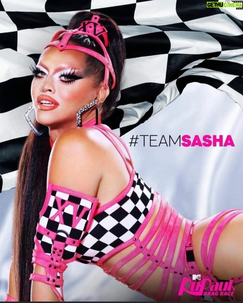 Morgan McMichaels Instagram - TEAM @sashacolby ALL DAY , EVERYDAY!!!