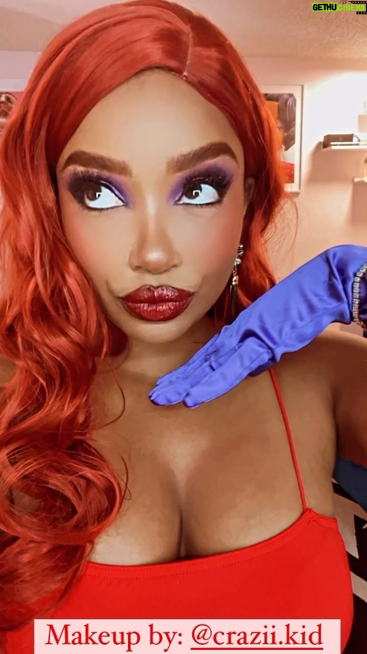 Moriah Brown Instagram - WHO FRAMED ROGER RABBIT❓#JessicaRabbit 💎💰💍