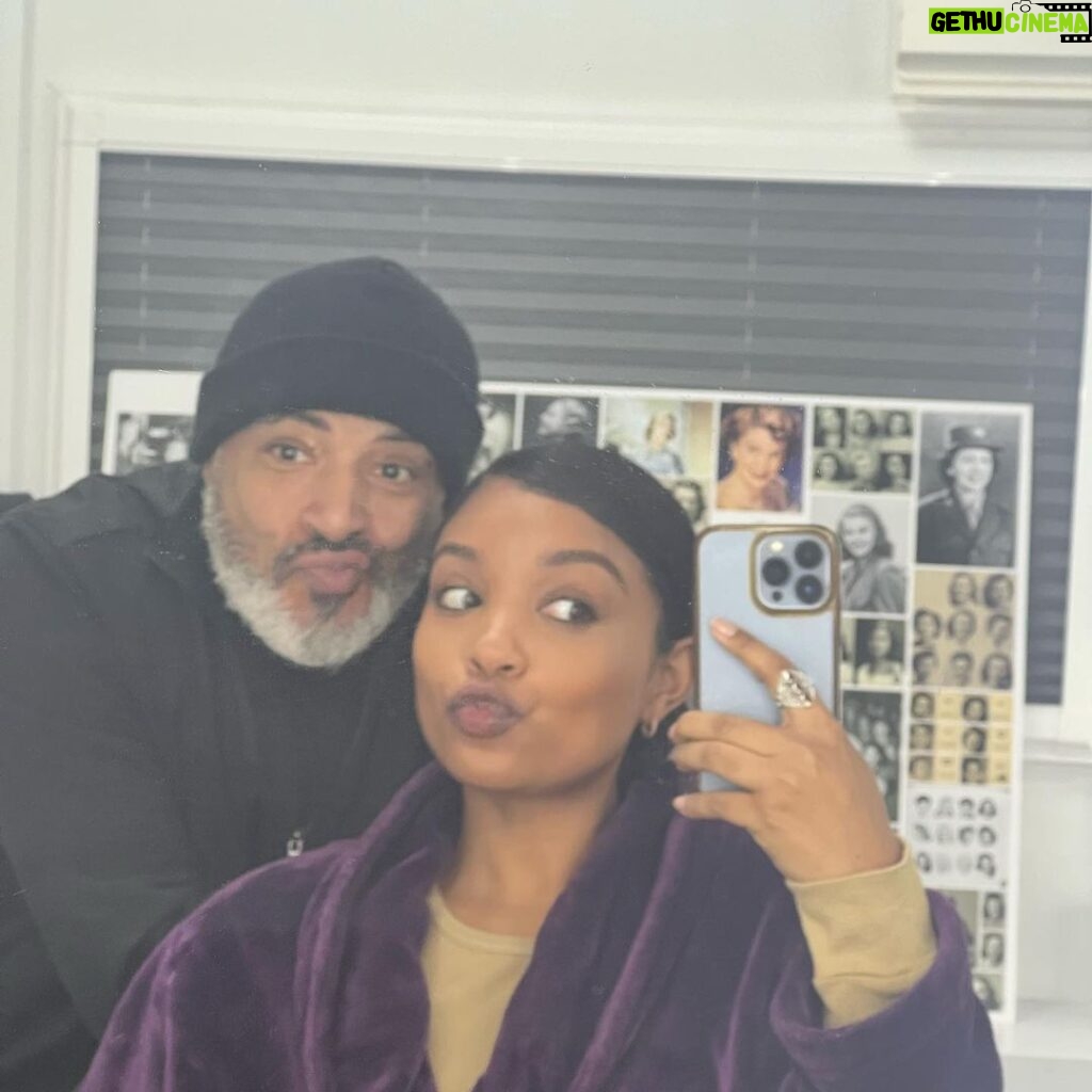 Moriah Brown Instagram - Ya’ll, I still can’t believe we just wrapped a movie and got to film it in London‼ Had the best experience. #staytuned #comingsoon #netflix London UK