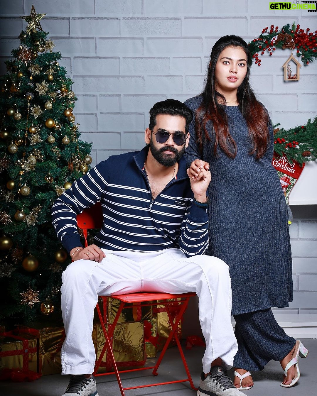 Mridula Vijay Instagram - Merry Christmas to all 🎄 . . #christmas