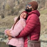 Mridula Vijay Instagram - Enjoying with my soul @yuvakrishna_official Sonamarg - Kashmir