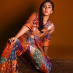 Mrunmayee Deshpande Instagram – Outfit: @amroodindia
Makeup: @sujatakadam_ 
Hairstyle: @snehakelkar906
Pic: @sarrikaaaaaa