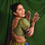 Mrunmayee Deshpande Instagram – मेहंदी… 
@k2fashioncloset @ketaki_ashish @sarrikaaaaaa 
.
.
.
.
.
.
#fashion #style #love #instagood #like #photography #beautiful #mrunmayeedeshpande #mehndi #mehendidesign