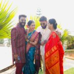 Mrunmayee Deshpande Instagram - अजूनही विश्वास बसत नाहीये की गौतमीचं लग्न झालं... प्रत्येक गोष्टीमध्ये ताई हवी असणारी माझी बहीण स्वतःच्या संसाराला लागली... या क्षणी नक्की काय वाटतंय ते शब्दात सांगता येत नाहीये... आनंद..काळजी..आता ती officially दुसऱ्याची झाली याचं दुःख.. आणि तिच्या मनासारखा जोडीदार मिळाल्याचा आनंद.. सगळ्याच भावना एकत्र आल्या आहेत... काल परवा पर्यंत ताईचे शेपूट असणार आमचं बाळ ‘संसार’ करताना बघणं मजेचं असणार आहे.. यापुढे आम्हा बहिणींची gossips एकतर्फी नसतील 😁 आणि कदाचित तिचा संसार सुरू झाल्यावर ,”ताई तुला माझ्यासाठी वेळच नसतो..” ही तिची तक्रार संपेल... कारण..? तिचं तिलाच कळेल! स्वानंद.. तुझं वेगळं स्वागत करण्याची गरज नाहीये... लग्नाआधीच तू फॅमिली मेंबर झाला होतासच... गौतमी स्वानंद ची काळजी घे... स्वानंद गौतमची साथ सोडू नकोस... संसार कोणाचाच सोपा नसतो.. पण एक दुसऱ्याचा हात घट्ट पकडलेला असला की कुठल्याही अडचणी वरती मात करता येते.. कदाचित सहज नाही... पण मात करता येते!! एकमेकांवर विश्वास असू द्या... संवाद असू द्या... नातं किंवा प्रेम असंच टिकत नाही त्यासाठी दोघांनीही कष्ट घेण्याची गरज असते... एकमेकांच्या प्रेमात पडण्याची नवीन कारणं शोधत रहा... एकमेकांना सांभाळून घ्या... आता फक्त तुम्ही दोघं नाही आहात दोन्ही कुटुंब एकत्र आली आहेत.. सगळ्यांची काळजी घ्या... आणि मी एवढं प्रेमाने बोलून सुद्धा, एवढं छान लिहून सुद्धा वेड्यासारखे वागलात, तर गाठ माझ्याशी आहे हे लक्षात ठेवा!!!! लै हनीन 😁😁 . . . #SwaG #lafdi Wedding outfit styling - @ketaki_ashish @stylebyk2 Aesthetics and Skincare @thefacestudio.in @_prajakta.kulkarni_ Phaotography - @sarrikaaaaaa @shoot_karnewala Mrunmayee Wardrobe - @vastrarupamsilks Hair - @snehakelkar906 Jewellery- @sorayaajewels_ Swapnil’s Wardrobe - @vaanis_official Location- @wildernesthilltopresort