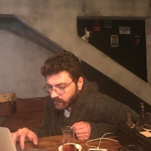Murat Eken Instagram - herkes işte güçte, senle oynayan yok di mi kızım? :)
