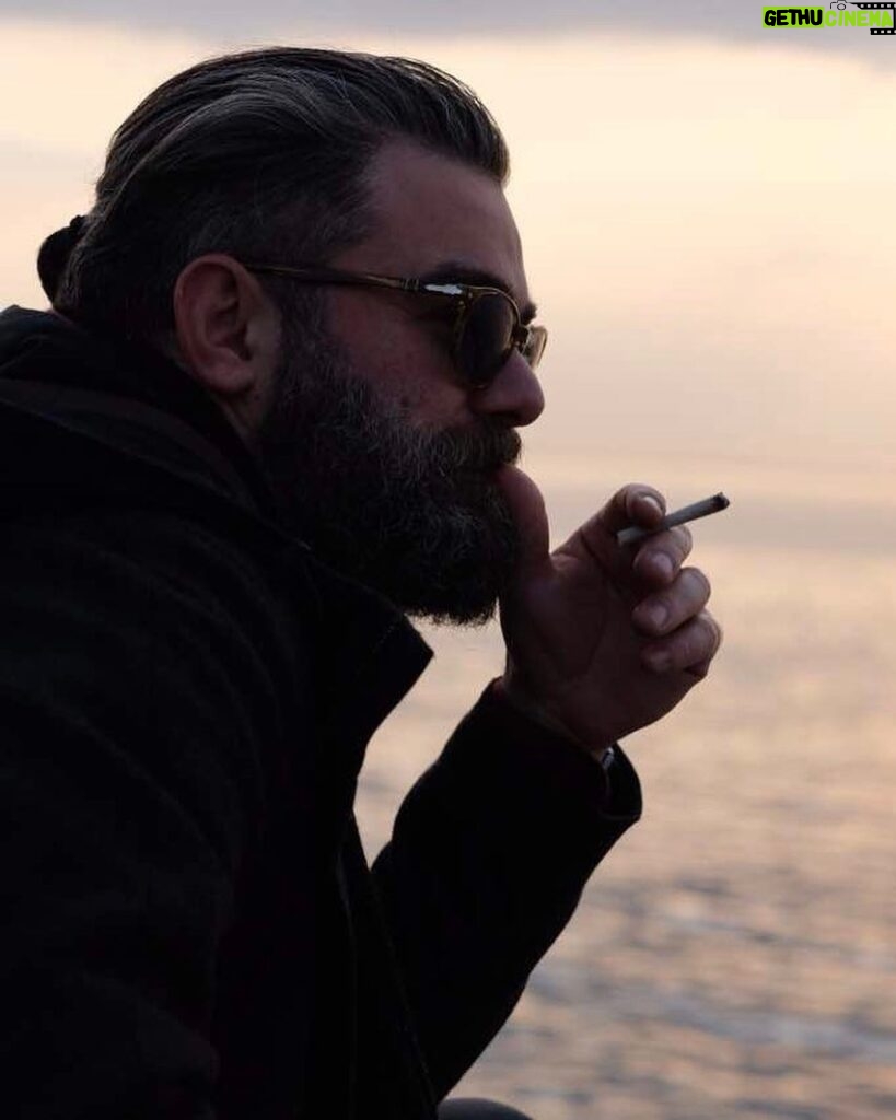Murat Eken Instagram - havalar bi acaip müdür bigün güneş, bugün kömür photo by @skunkkie Moda Burnu