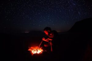 Murat Eken Instagram - Evet.. unplugged günler sona erer; telefon tekrar açılır.. bu noktadan daha batısı yok, ordan hesap et.. ;)
fotoğraf @suerdas  #gökçeada #camping #marmaros #longexposure
