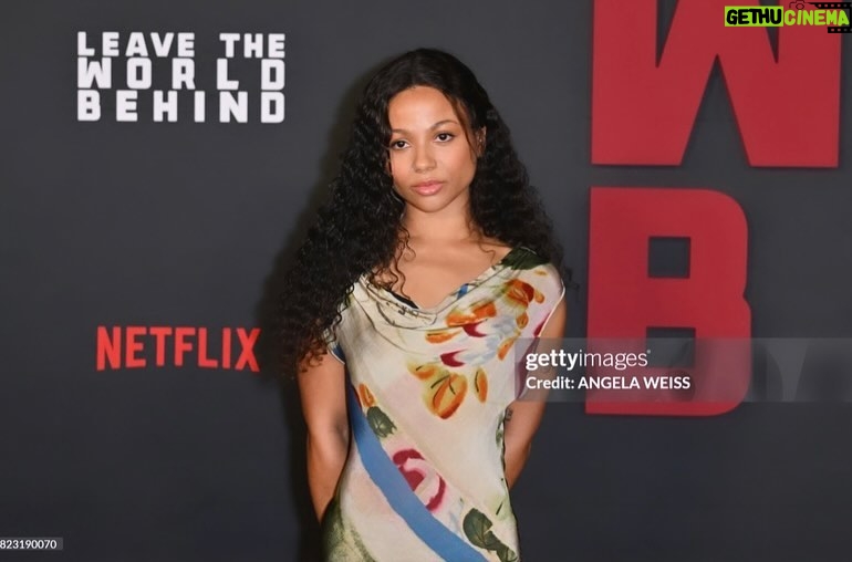 Myha’la Herrold Instagram - ladies and gentlemen.. her. Buss down by @codyaainey Beat by @tuddynana Snatch by @treasuresofnyc Genes by @beautyandthegarden Sos, inches got me acting different 👉🏾👈🏾🥲💗 Anywayyy sooo Leave the World Behind is in theaters now and on @netflix Dec 8